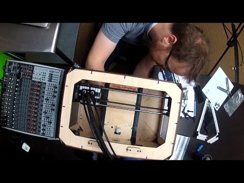 MakerBot Mystery Build: Upgrading the Replicator! - UCiDJtJKMICpb9B1qf7qjEOA