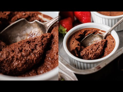 BUBBLY VEGAN CHOCOLATE MOUSSE you won't guess the secret ingredient