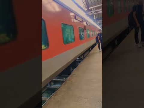 Tirupati to Bhubaneswar weekly superfast express//WAP7//22880 #vijayawada #yshorts #southindian