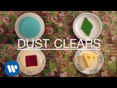 Clean Bandit - Dust Clears ft. Noonie Bao [Official Video] - UCvhQPdeTHzIRneScV8MIocg