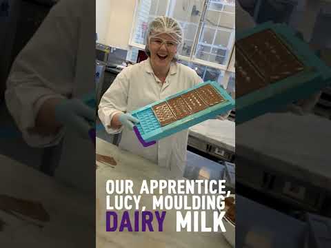 A Day in the life of our Mondelez International Research, Development & Quality Intern - Laura