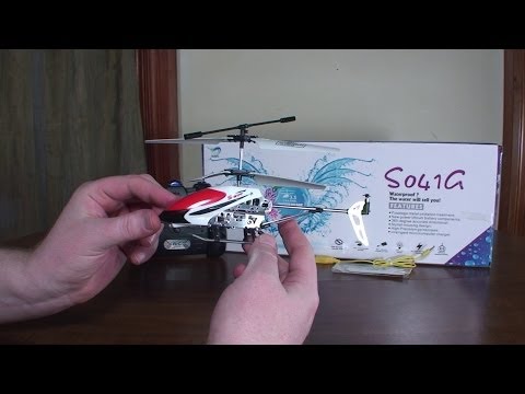 Xin Hang Xian - S041G Waterproof Helicopter - Review and Flight - UCe7miXM-dRJs9nqaJ_7-Qww