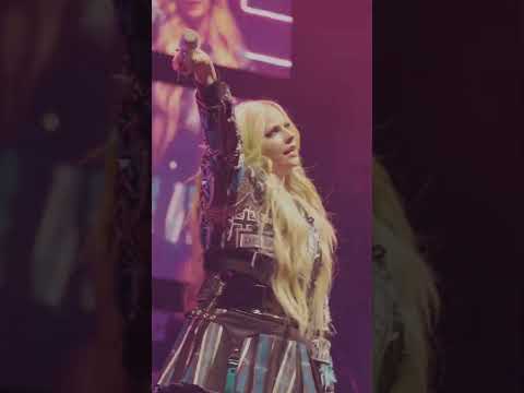 Avril Lavigne Niagara Falls June 4 Recap