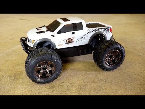 RC ADVENTURES - Unboxing the HPi SAVAGE XS FLUX MINi-MONSTER TRUCK - UCxcjVHL-2o3D6Q9esu05a1Q