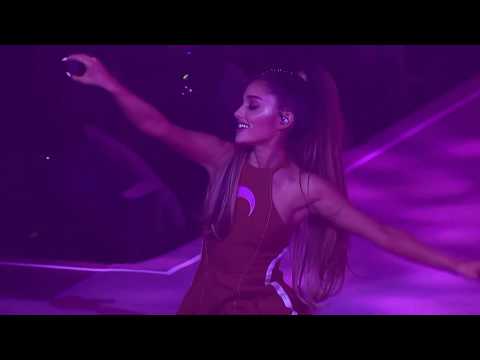 Ariana Grande - Sometimes (Live Dangerous Woman Diaries)