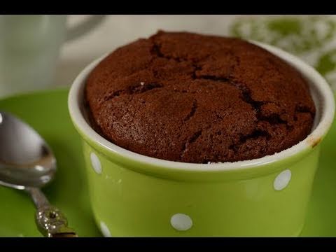 Molten Chocolate Cakes Recipe Demonstration - Joyofbaking.com - UCFjd060Z3nTHv0UyO8M43mQ