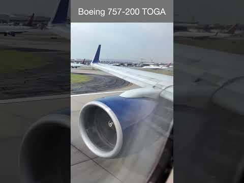 Delta Boeing 757 takeoff  #airplane #aviation #planes #boeing