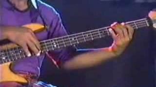 Victor Wooten - Bass Tapping Lesson