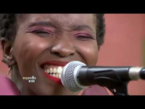 Qaqamba Ntshinka performs 'Ingase Uyazi' I Wish You Would Know