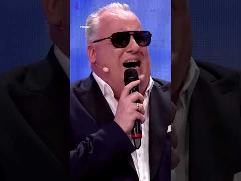 Kad Dejan Matić zapeva #uzivo  🙌 Celu emisiju pronađi na @GrandSpecijal