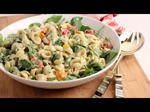 BLT Pasta Salad with Avocado Ranch Dressing | Episode 1041 - UCNbngWUqL2eqRw12yAwcICg