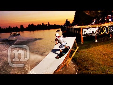 Dean Smith: DEFY Wakeboarding Pool Kicker Session - UCsert8exifX1uUnqaoY3dqA