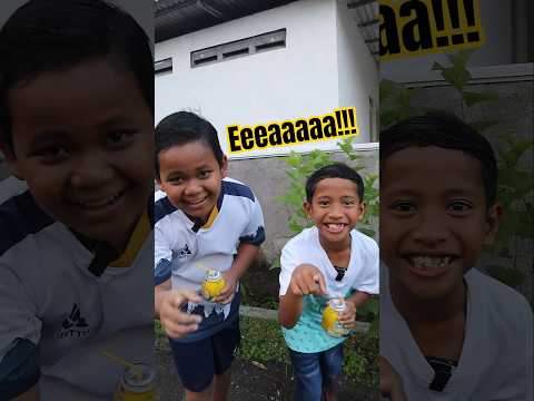 Waahh.. Masa Mai Nau di ledekin gara-gara ini!! #kembar #fun #jajanan #trends #fuji #shorts