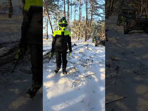 Cutting trees to reopen the trail 🪚🪵