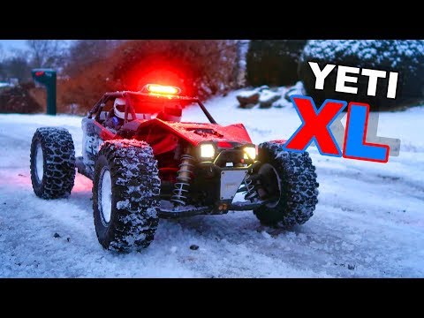 Axial Yeti XL Snow Police RC Monster Truck - TheRcSaylors - UCYWhRC3xtD_acDIZdr53huA