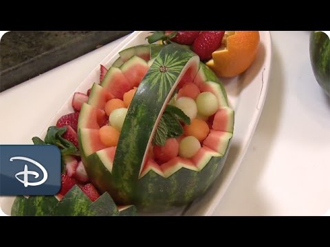 Creating Edible Art With Chef Mark Doi | Disneyland Park - UC1xwwLwm6WSMbUn_Tp597hQ