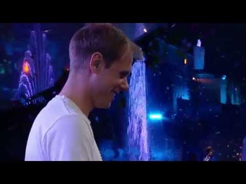 Tomorrowland Brasil 2015 | Armin van Buuren - UCsN8M73DMWa8SPp5o_0IAQQ