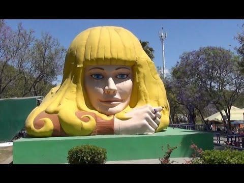 Pregnant Girl Theme Park Attraction Walk-Through Selva Magica Mexico - UCT-LpxQVr4JlrC_mYwJGJ3Q