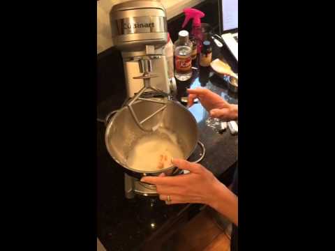 PERISCOPE replay: How to make royal icing using my favorite recipe!