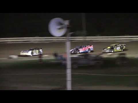 Hummingbird Speedway (9-10-22): Cypress Clock &amp; Gift Shop Pro Stock Feature - dirt track racing video image