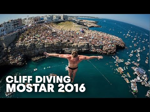 High Precision Diving in Polignano a Mare | Cliff Diving World Series 2016 - UCblfuW_4rakIf2h6aqANefA