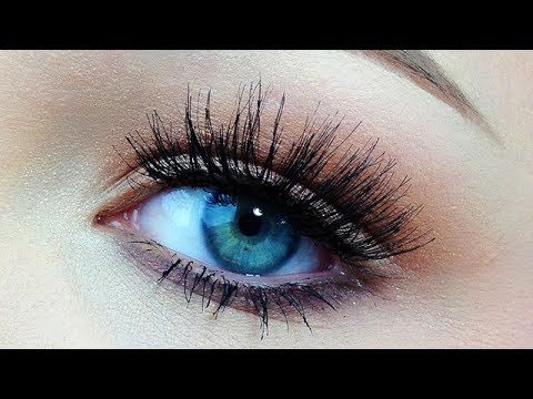 The Easiest Way to Apply False Lashes! - UCzTKskwIc_-a0cGvCXA848Q