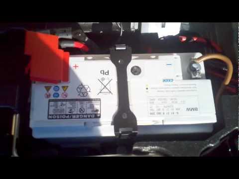 Come Sostituire La Batteria Di Una BMW X3 - Bmw X3 (MK 2, F25)