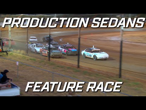 Production Sedans: A-Main - Ellenbrook Speedway - 08.01.2022 - dirt track racing video image