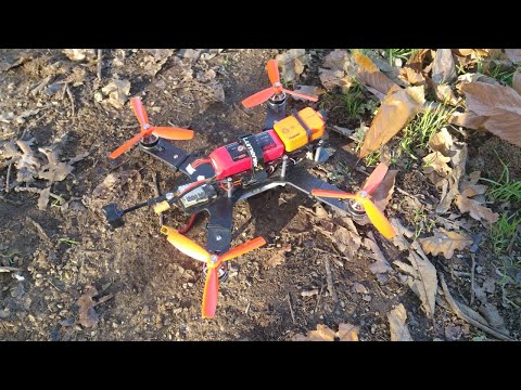 Vol drone racer Qav250 Lumenier avec FX and chill Music :) Enjoy ! - UC_y6CN-6J0--O7ZO33dhYBg