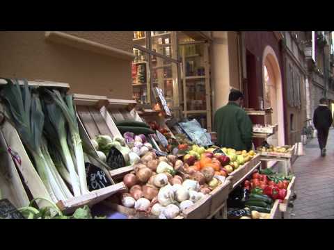 Nice, France   Cours Saleya and Old Town - UCvW8JzztV3k3W8tohjSNRlw