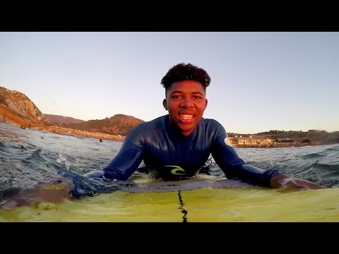 GoPro Cause: City Surf Project - UCqhnX4jA0A5paNd1v-zEysw