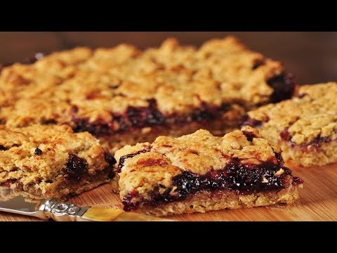 Raspberry Oatmeal Squares Recipe Demonstration - Joyofbaking.com - UCFjd060Z3nTHv0UyO8M43mQ