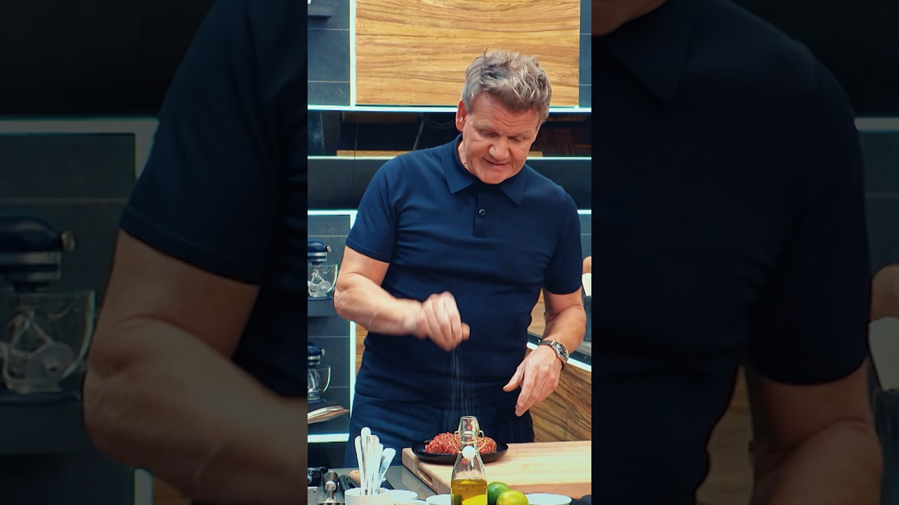 Who fries their mince ?!? C’mon Paul ! Watch the full episode of Next Level Kitchen now !