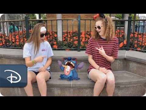 Every Role a Starring Role - Disney PhotoPass Photographer | Disneyland Resort - UC1xwwLwm6WSMbUn_Tp597hQ