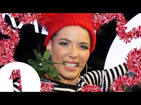 Halsey plays DECK THE HALSEY! - UC-FQUIVQ-bZiefzBiQAa8Fw