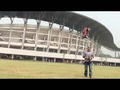 How to Jump Your RC Car - UCsFctXdFnbeoKpLefdEloEQ