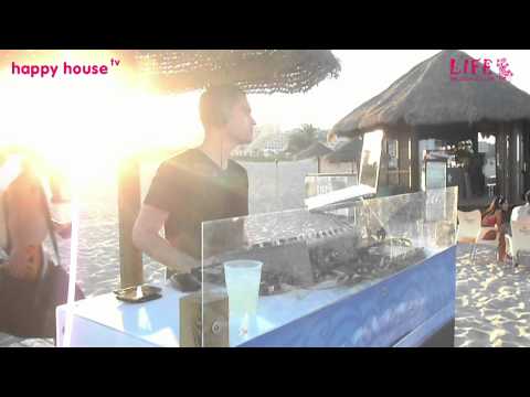 Soulful House Music mix by Jose Ródenas DJ - Life Beach Club (24-06-12) (Part 4) - UC_nR4_BQzULqV-1tiB4pHhQ