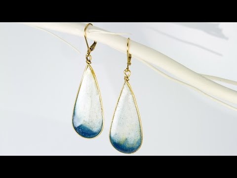 Artbeads Quick Tutorial - How to Make Wire Frame Resin Pendants with Becky Nunn - UCzVvfR-3Matfr2u4eqzA8ow