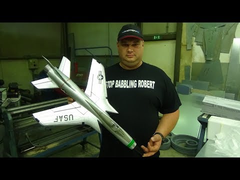 Freewing F-105 Thunderchief 64mm EDF Jet PNP Unboxing - UC3RiLWyCkZnZs-190h_ovyA