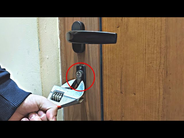 How to Break a Door Lock in an Emergency