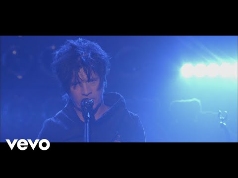 Indochine - Station 13 (Alcaline, le concert au Trianon 2017) - UCRviBuIq7NHYrQ4PlEfof7w