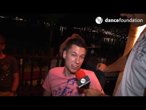 Part 2 of Armin @ Ibiza 2009: Before the party - UCGZXYc32ri4D0gSLPf2pZXQ
