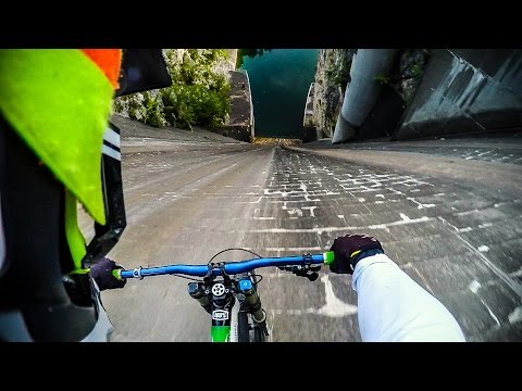 GoPro: Best Line Bike Contest Returns - UCqhnX4jA0A5paNd1v-zEysw