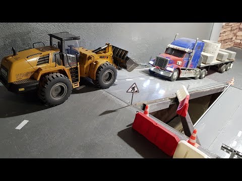 ОЧЕНЬ ТЯЖЕЛЫЙ ГРУЗ ... Погрузчиком тянем груженый грузовик. Tamiya RC Truck - UCX2-frpuBe3e99K7lDQxT7Q