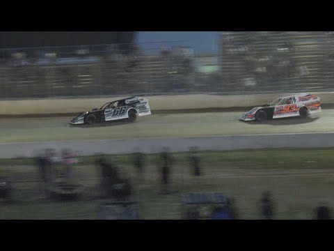 Florence Speedway | 4/30/22 | Modifieds | Feature - dirt track racing video image