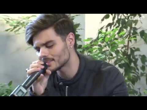 ABRAHAM MATEO CANTANDO LOCO ENAMORADO!(ACUSTICO)