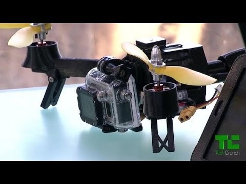 The Pocket Drone | CES 2014 Hardware Battlefield - UCCjyq_K1Xwfg8Lndy7lKMpA