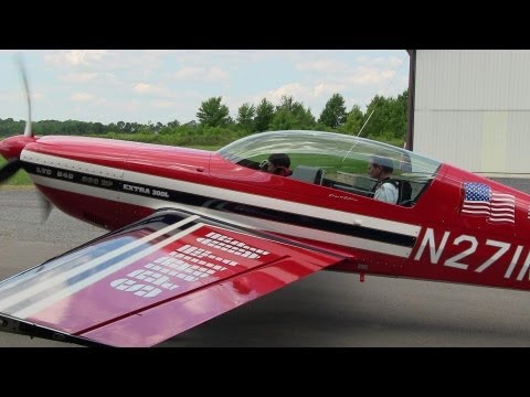 9 Year Old Justin Jee - Full Scale Extra 300L Ride - 2012-07-01 - UCVSodLmZ88LzvMmFyElmopw