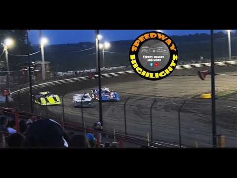 Lap traffic became part of the defense for limited late models race back in 2024 - dirt track racing video image