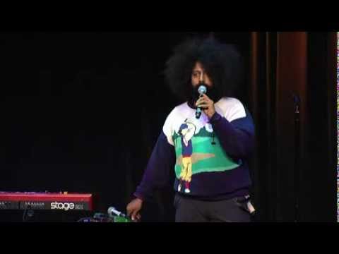 Hilarious, Talented Improviser: Reggie Watts at TEDxUSC 2012 - UCsT0YIqwnpJCM-mx7-gSA4Q